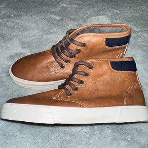 Nautica high tops size 1